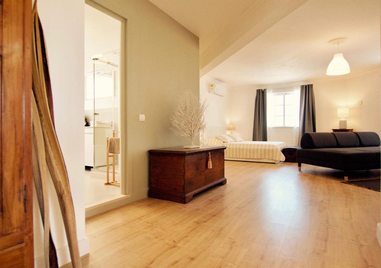 Lagos Suite Екстериор снимка