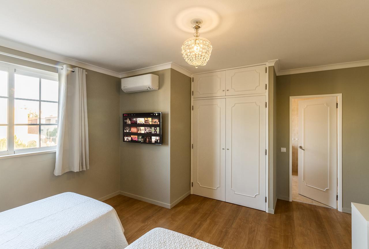 Lagos Suite Екстериор снимка