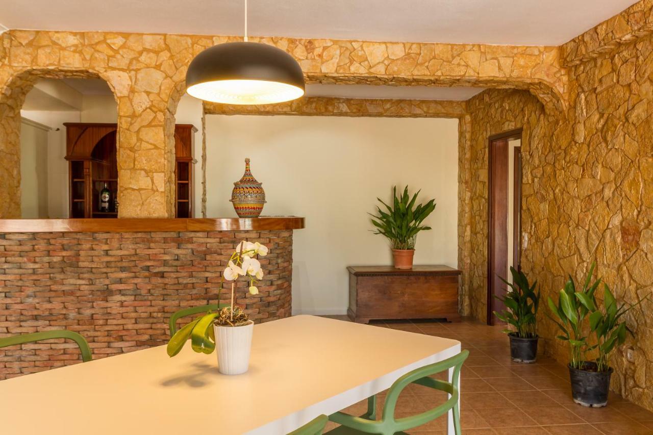 Lagos Suite Екстериор снимка