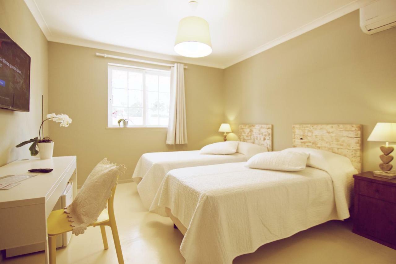 Lagos Suite Екстериор снимка